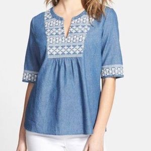 Vineyard Vines Crochet Denim Shirt